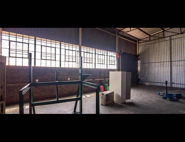 INDUSTRIAL PROPERTY TO RENT IN SILVERTONDALE